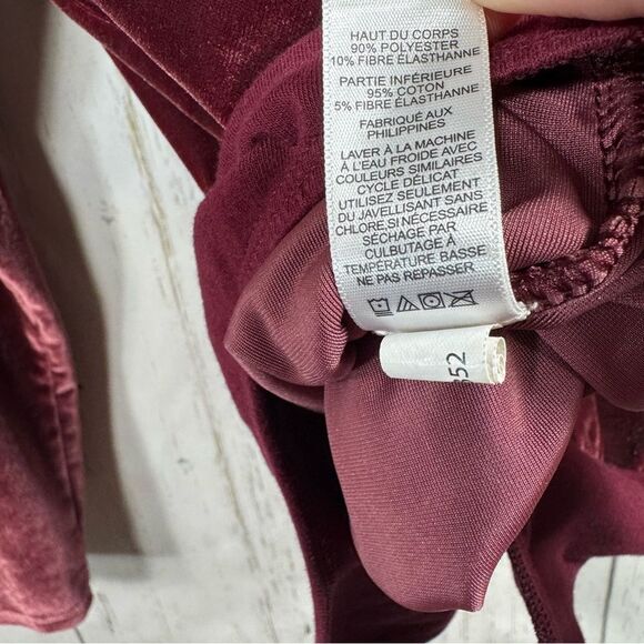 Express Velvet Wrap Bodysuit Burgundy Long Sleeve XS Holiday Night Out Elegant - Picture 14 of 16